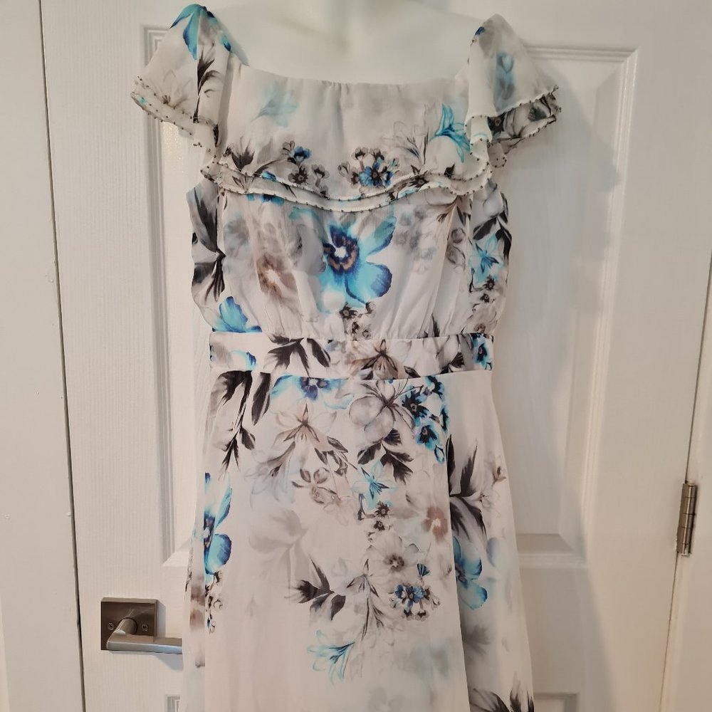 WHBM - Pretty floral dress - size 8